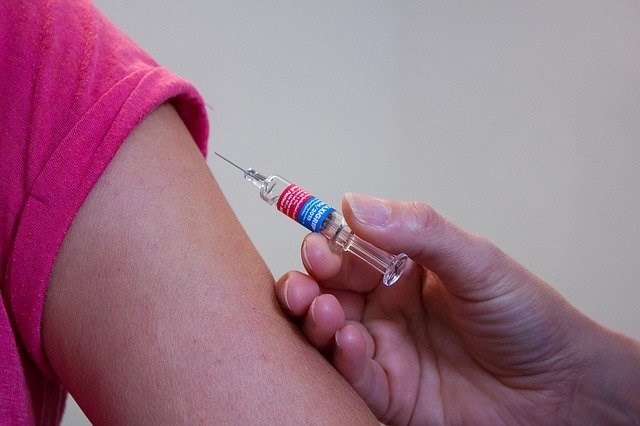 vaccination-1215279_640.jpg