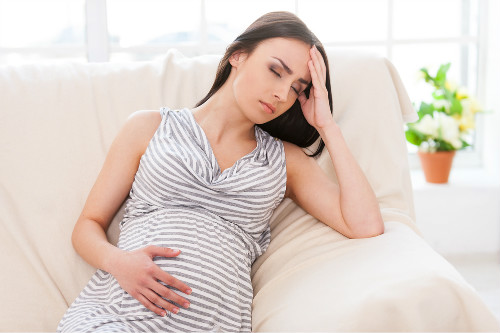 孕妇侧睡会压到胎儿吗